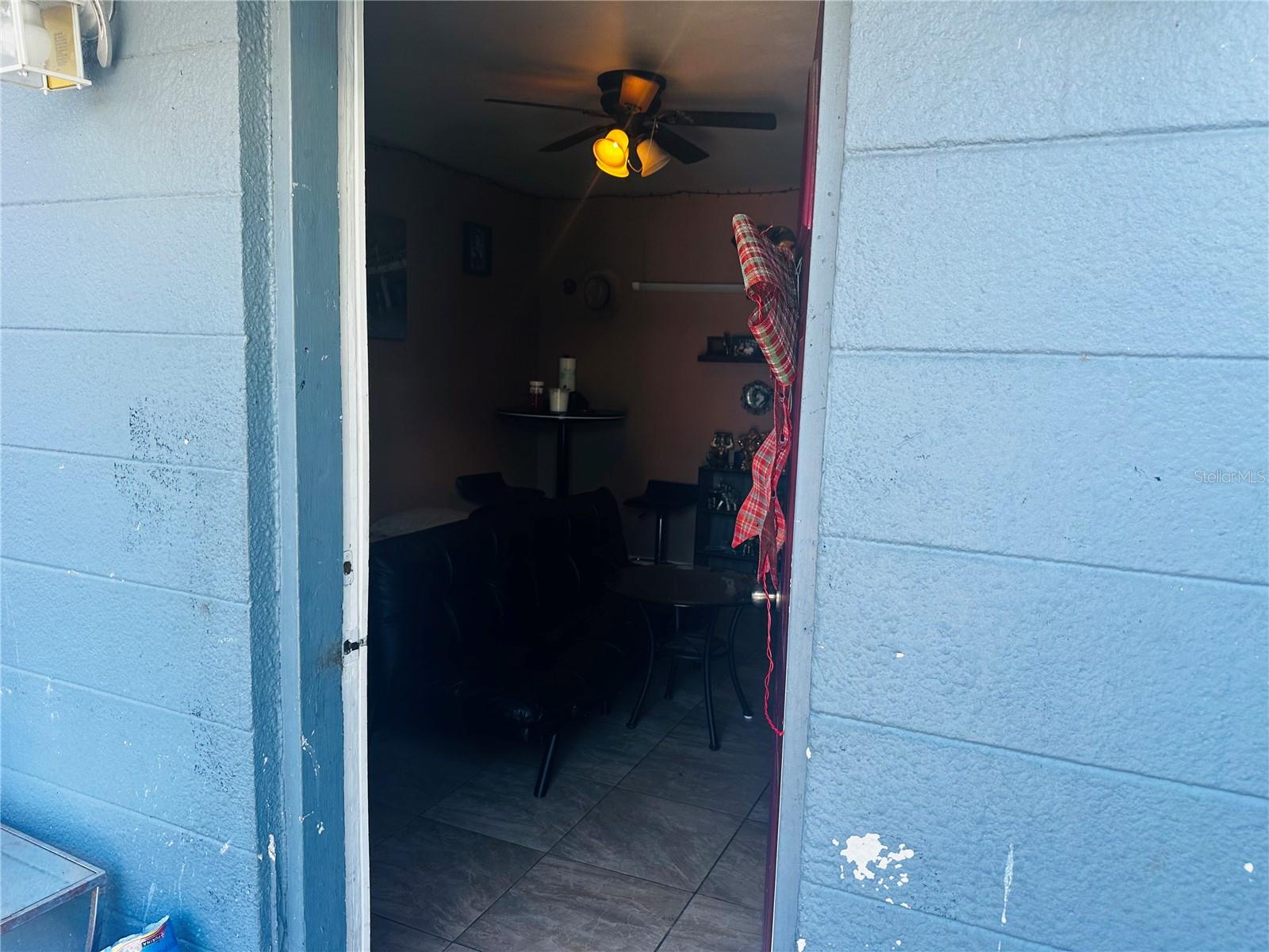 Image 37 of 41 For 2415 Marconi Street