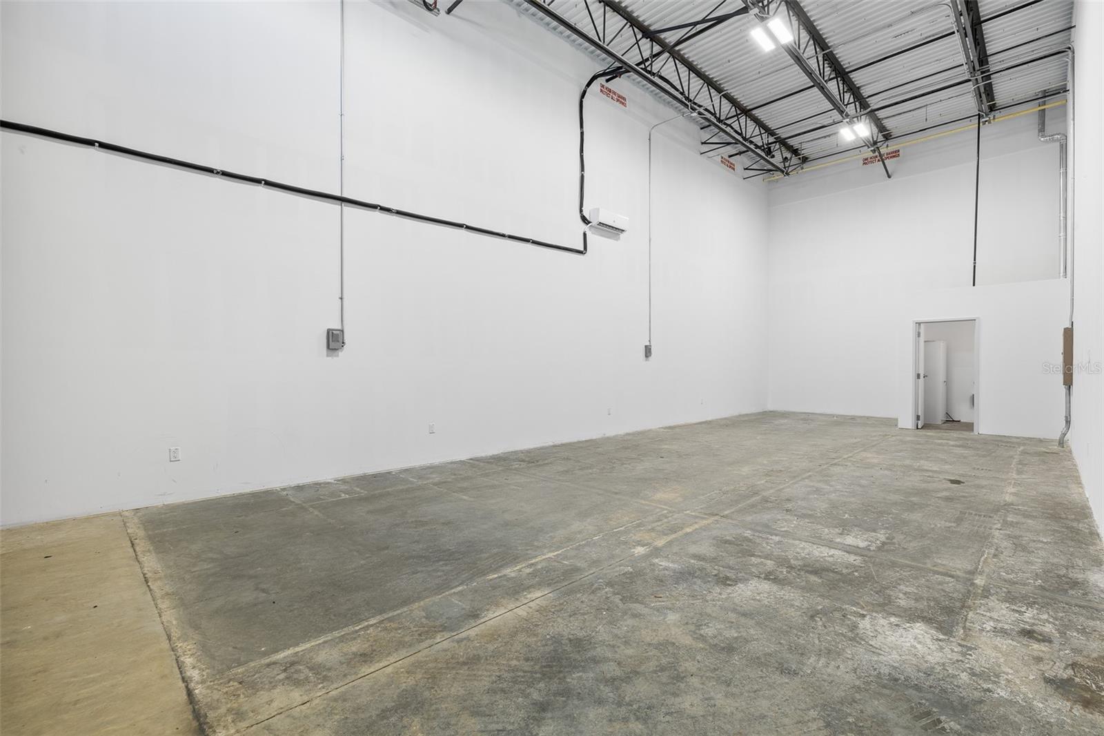 Image 14 of 21 For 1111 34th Street 102