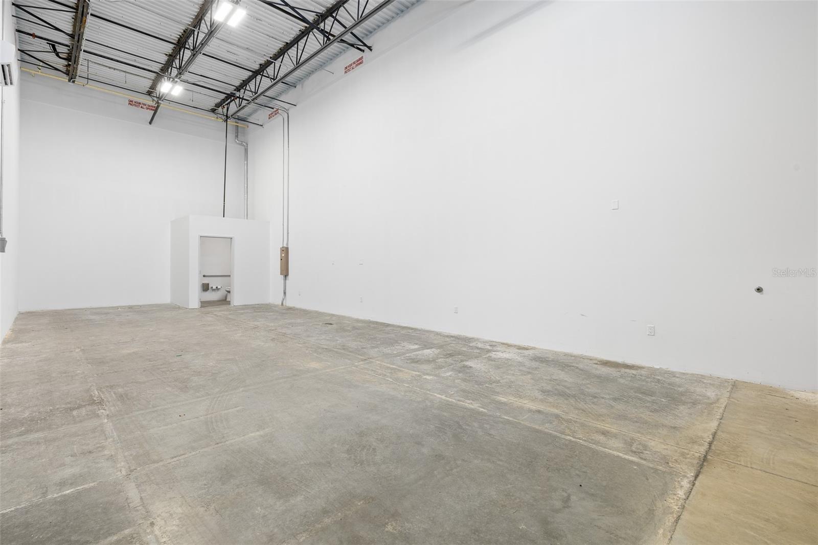 Image 16 of 21 For 1111 34th Street 102