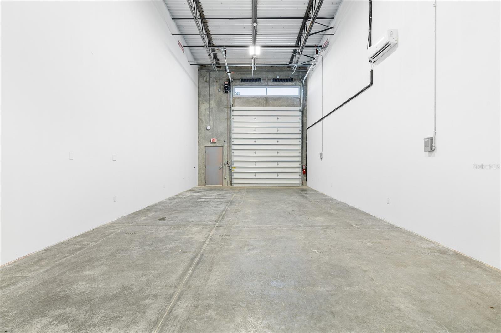 Image 17 of 21 For 1111 34th Street 102