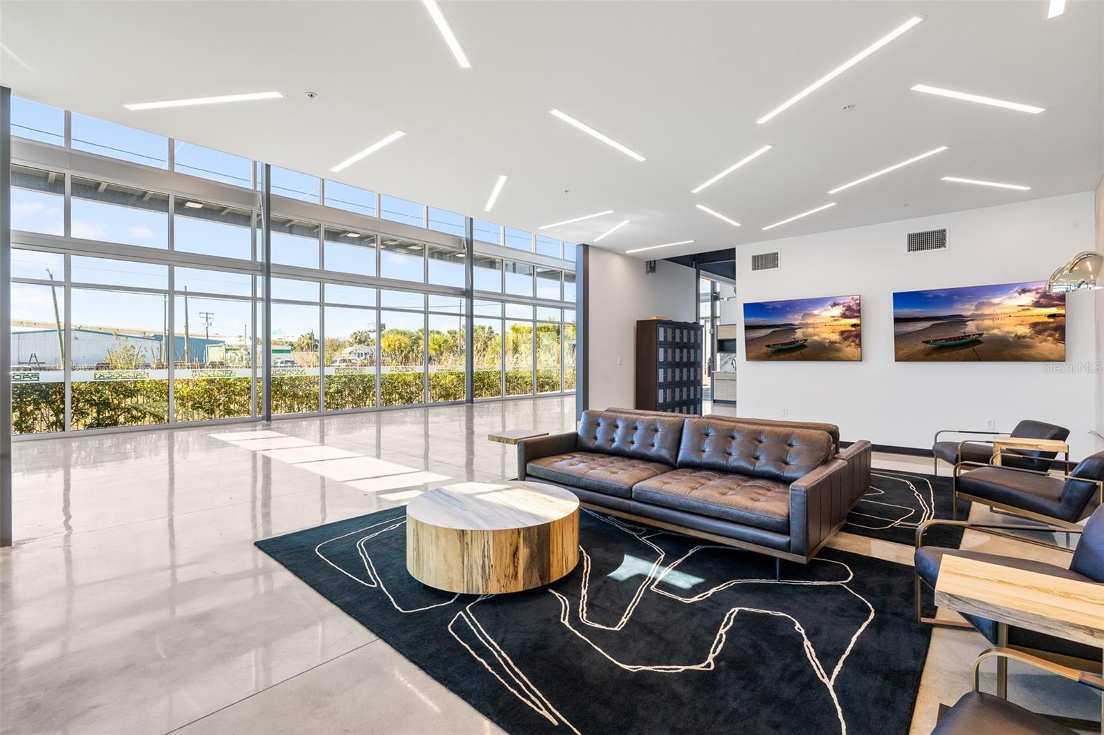 Image 9 of 21 For 1111 34th Street 102