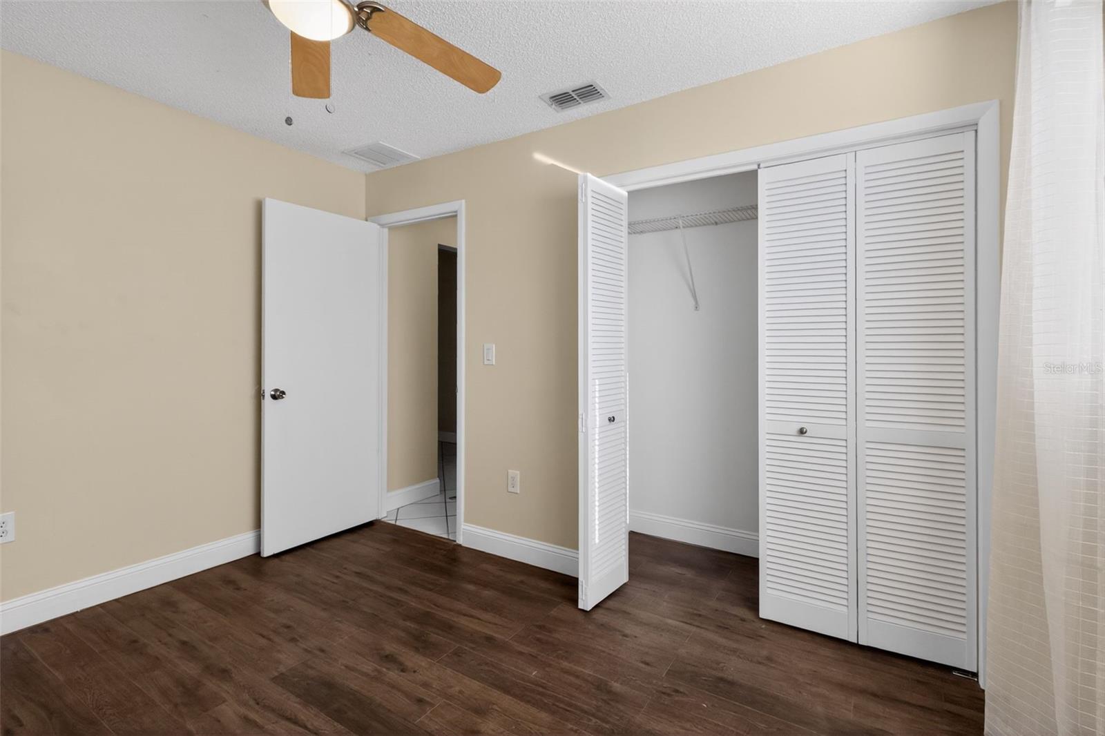 Image 14 of 28 For 4250 Pinefield Avenue