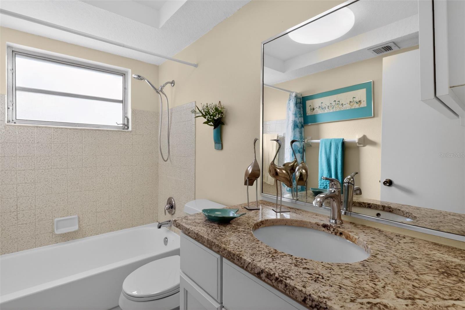 Image 20 of 28 For 4250 Pinefield Avenue