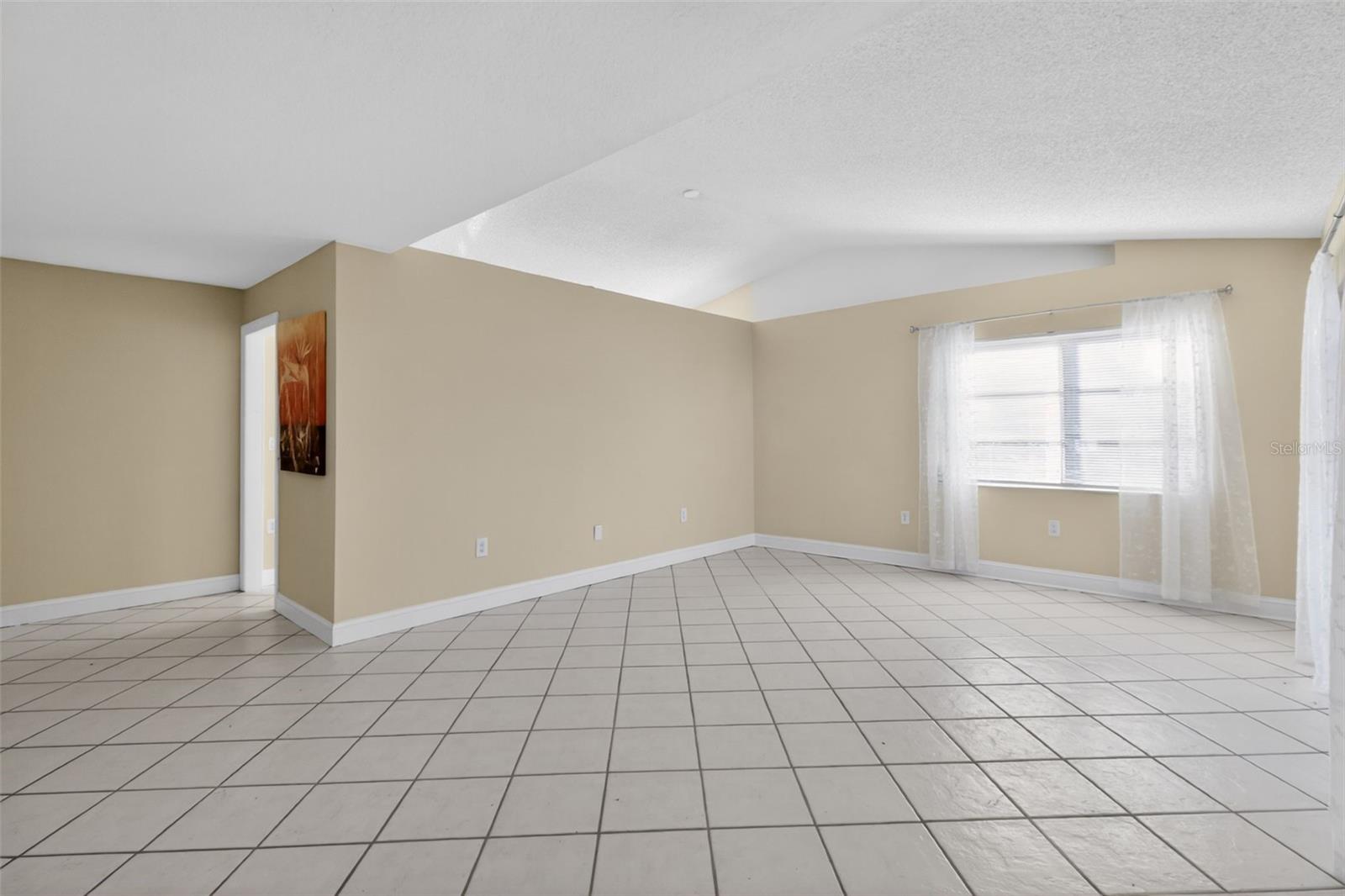 Image 7 of 28 For 4250 Pinefield Avenue