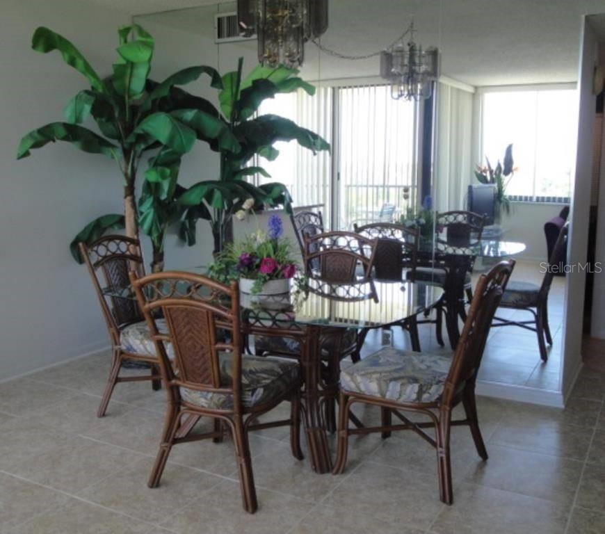 Image 3 of 14 For 6104 Palma Del Mar Boulevard S 604