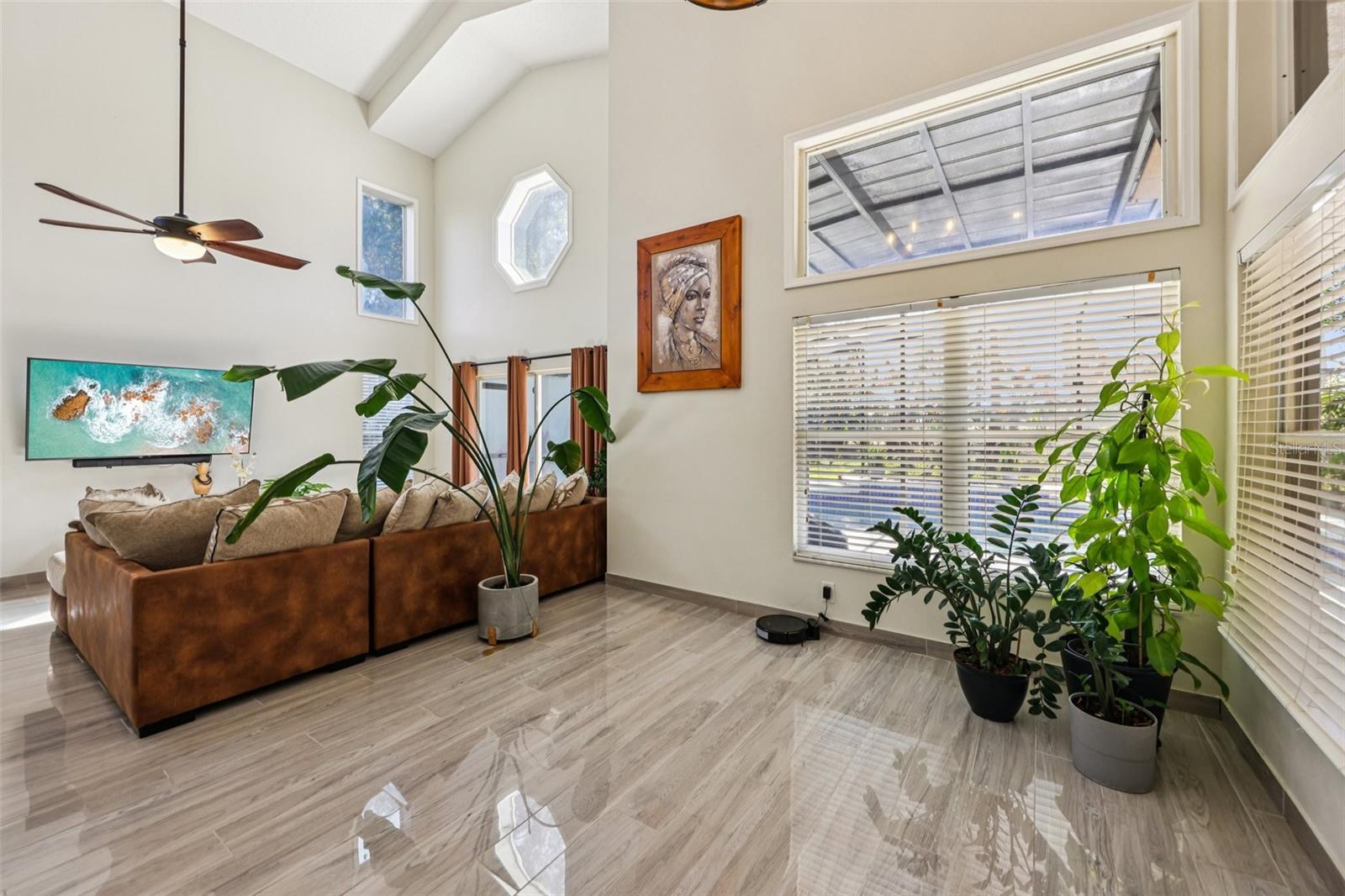 Image 4 of 42 For 14206 Squirrel Run