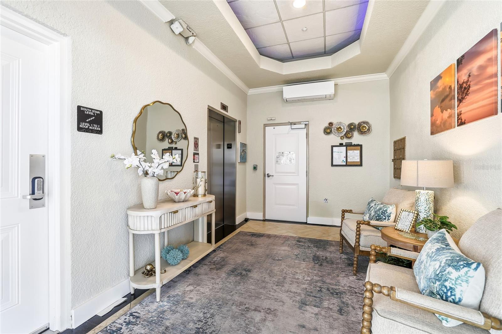 Image 2 of 82 For 19730 Gulf Boulevard 4