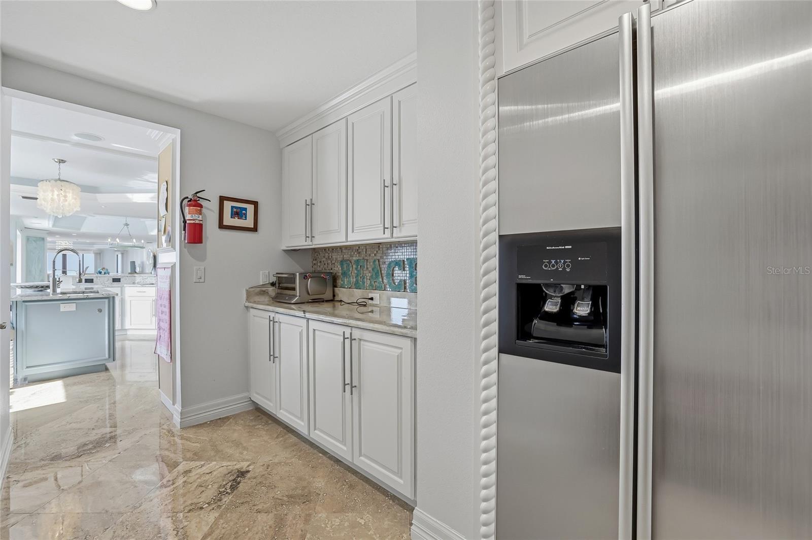 Image 21 of 82 For 19730 Gulf Boulevard 4