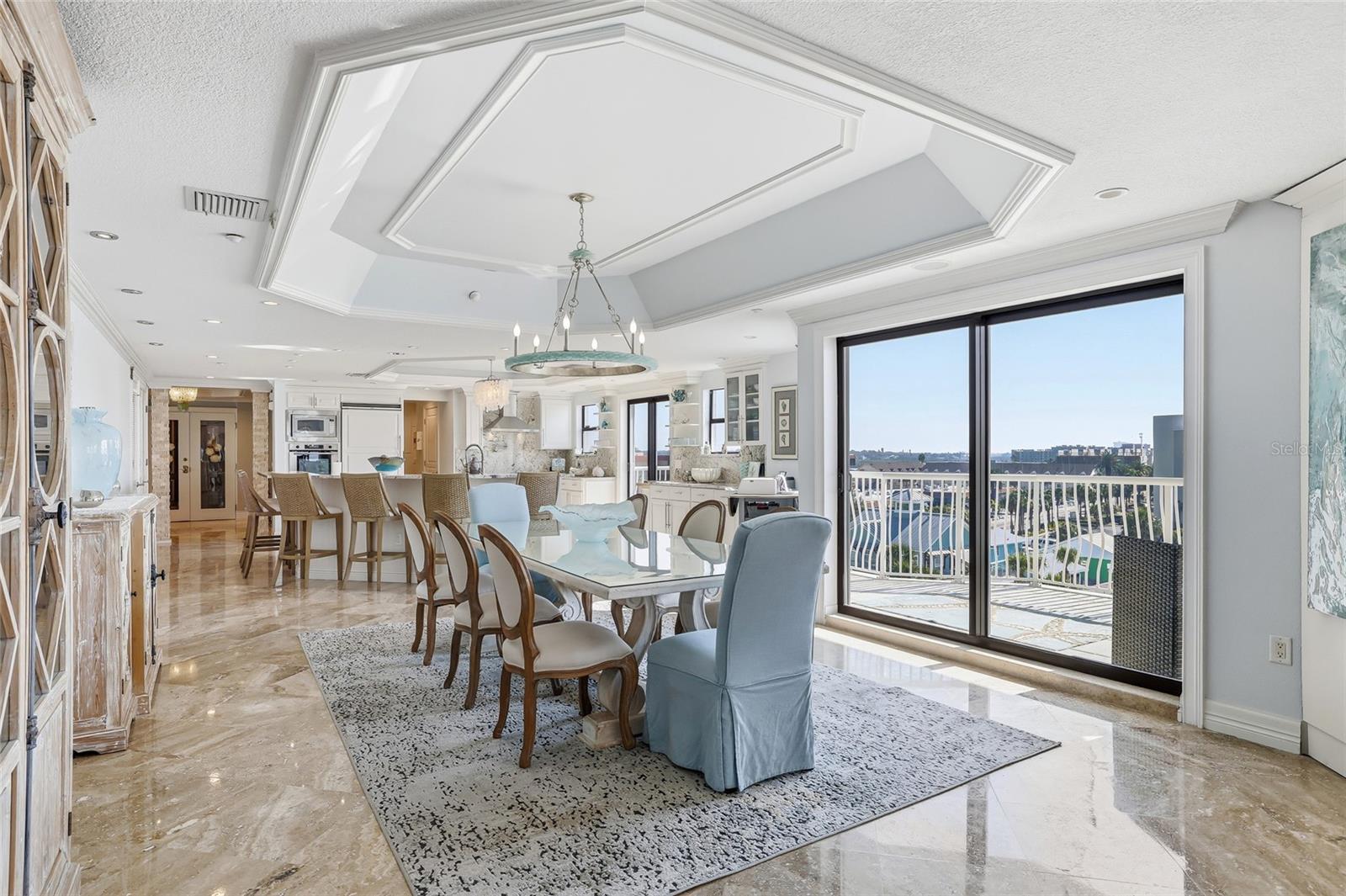 Image 23 of 82 For 19730 Gulf Boulevard 4