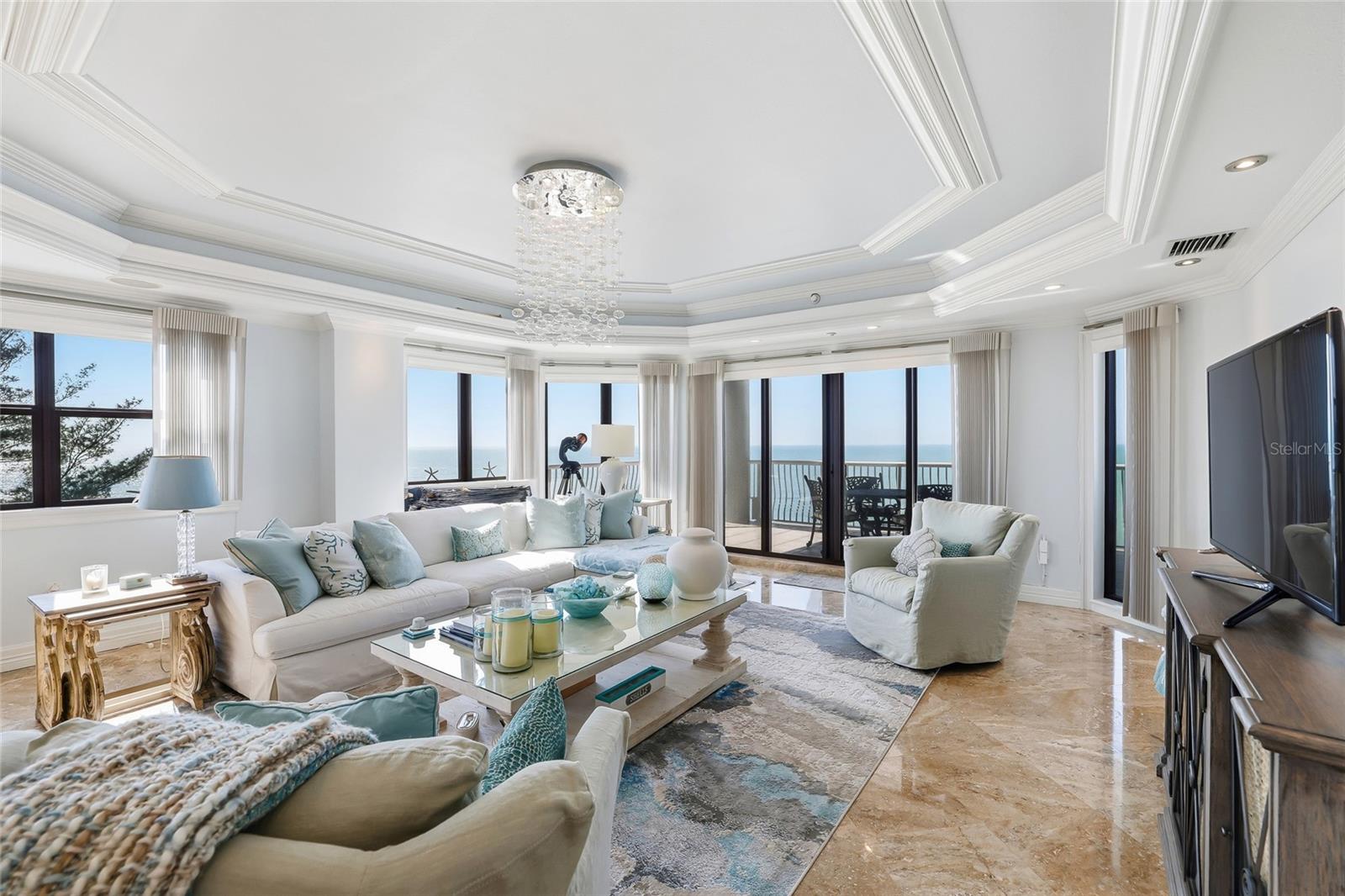 Image 27 of 82 For 19730 Gulf Boulevard 4