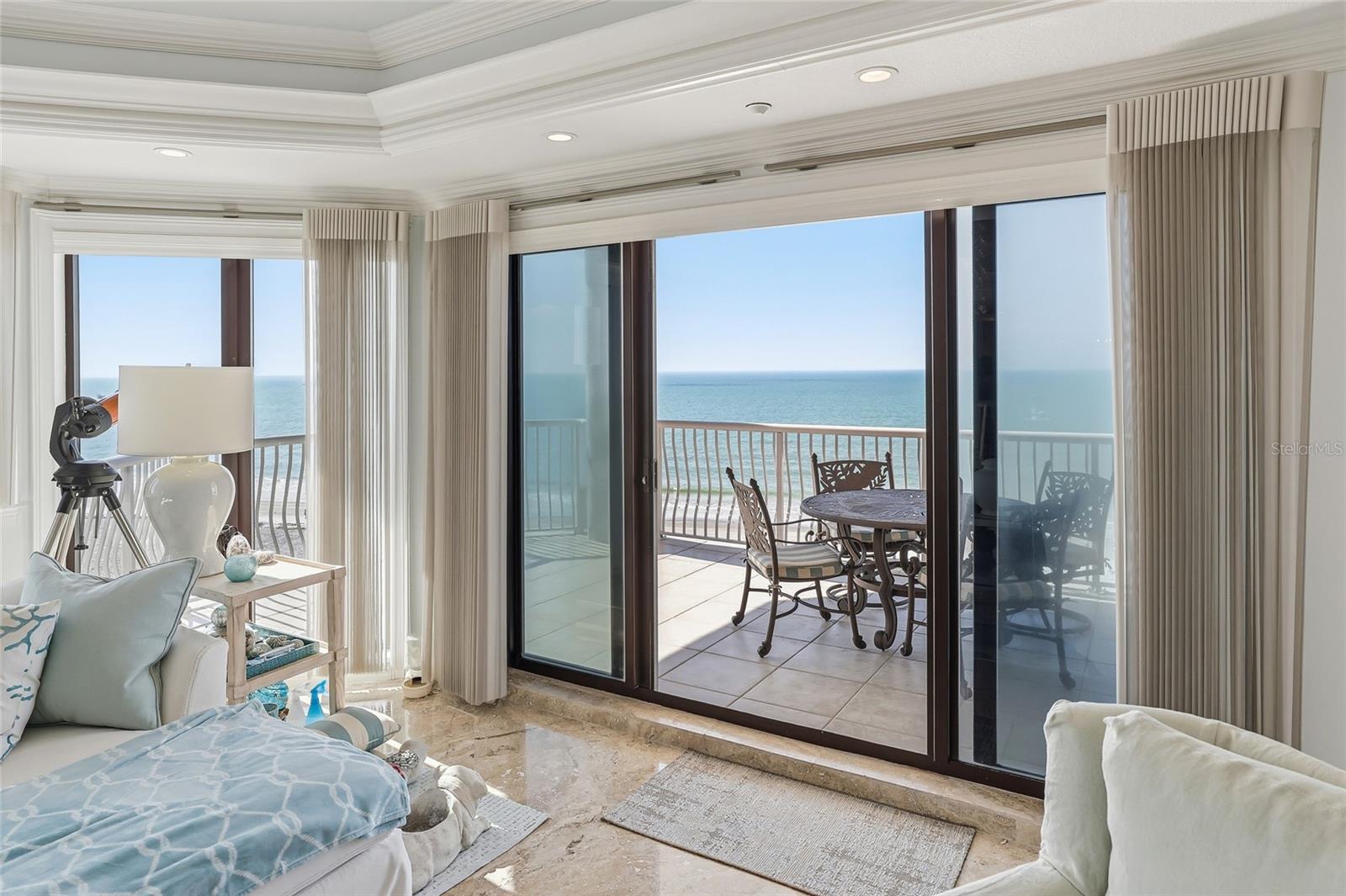 Image 30 of 82 For 19730 Gulf Boulevard 4