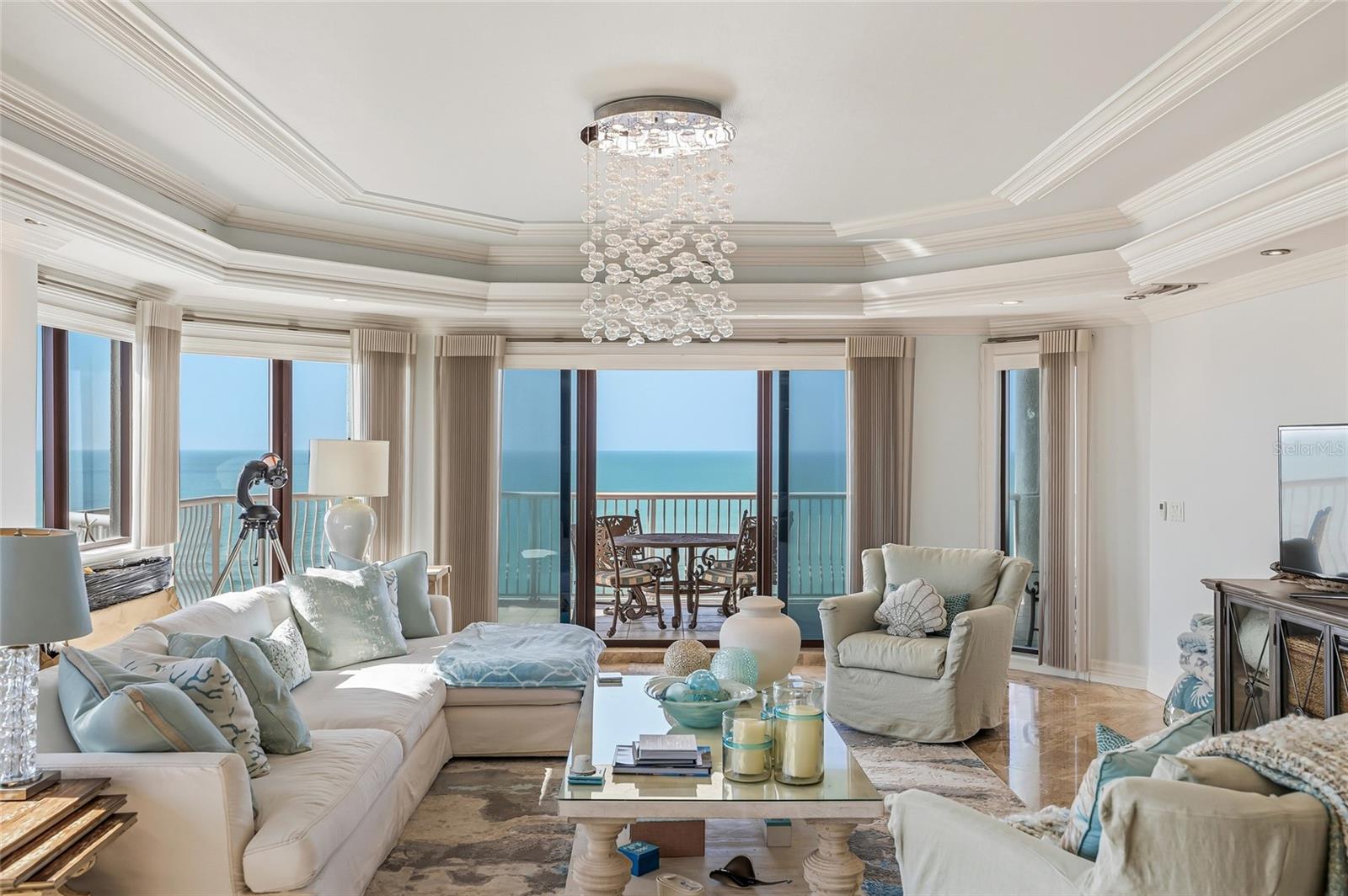 Image 34 of 82 For 19730 Gulf Boulevard 4