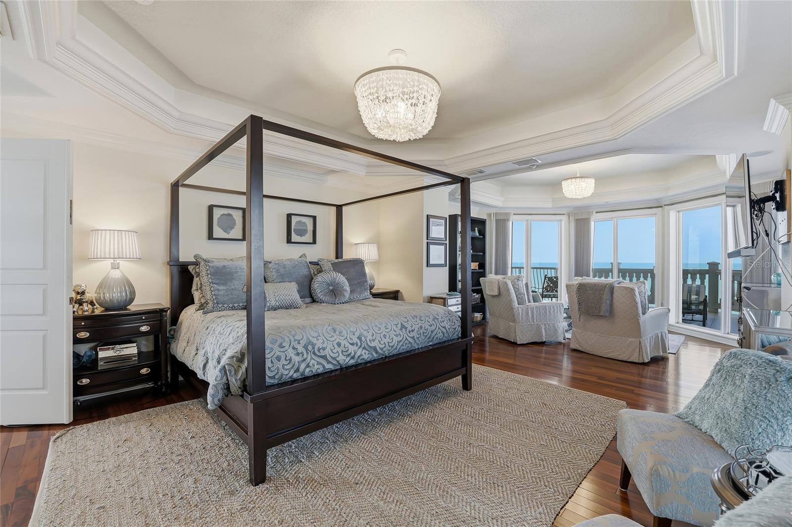 Image 37 of 82 For 19730 Gulf Boulevard 4