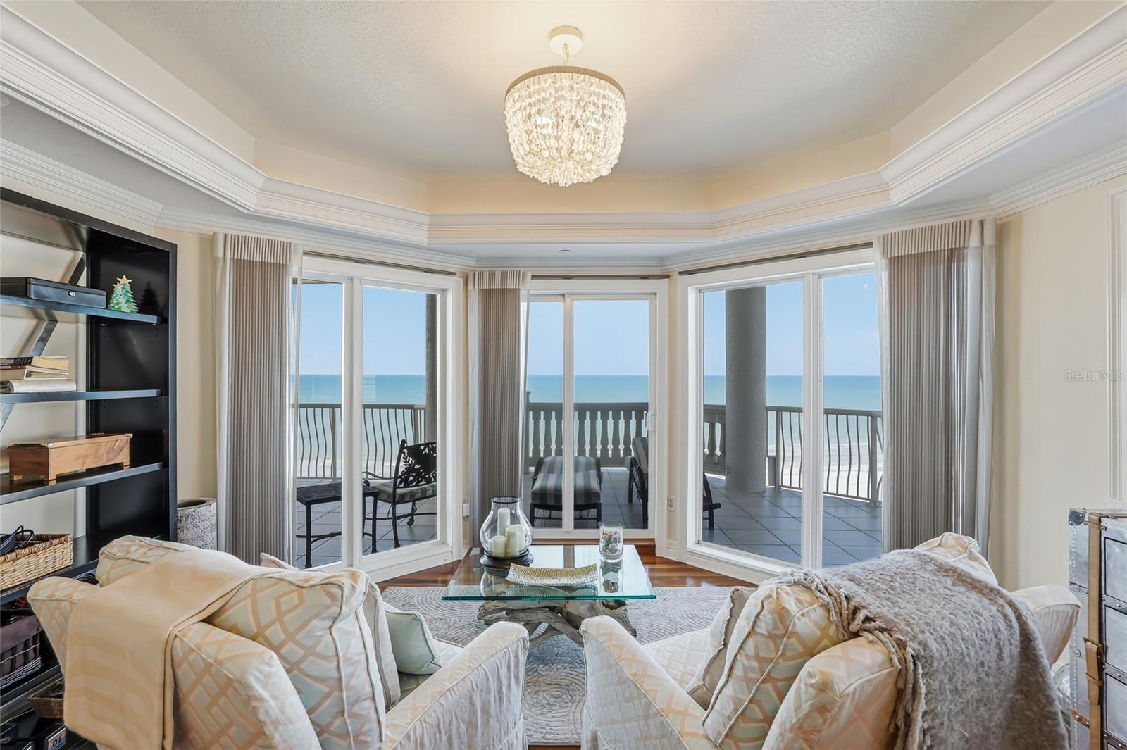 Image 39 of 82 For 19730 Gulf Boulevard 4