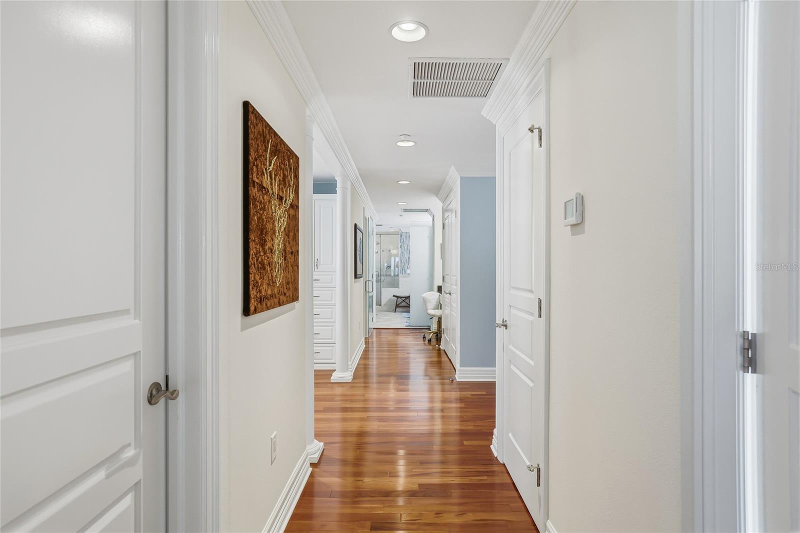 Image 40 of 82 For 19730 Gulf Boulevard 4