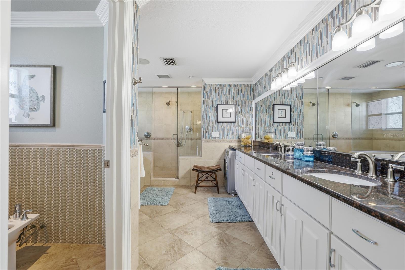 Image 43 of 82 For 19730 Gulf Boulevard 4