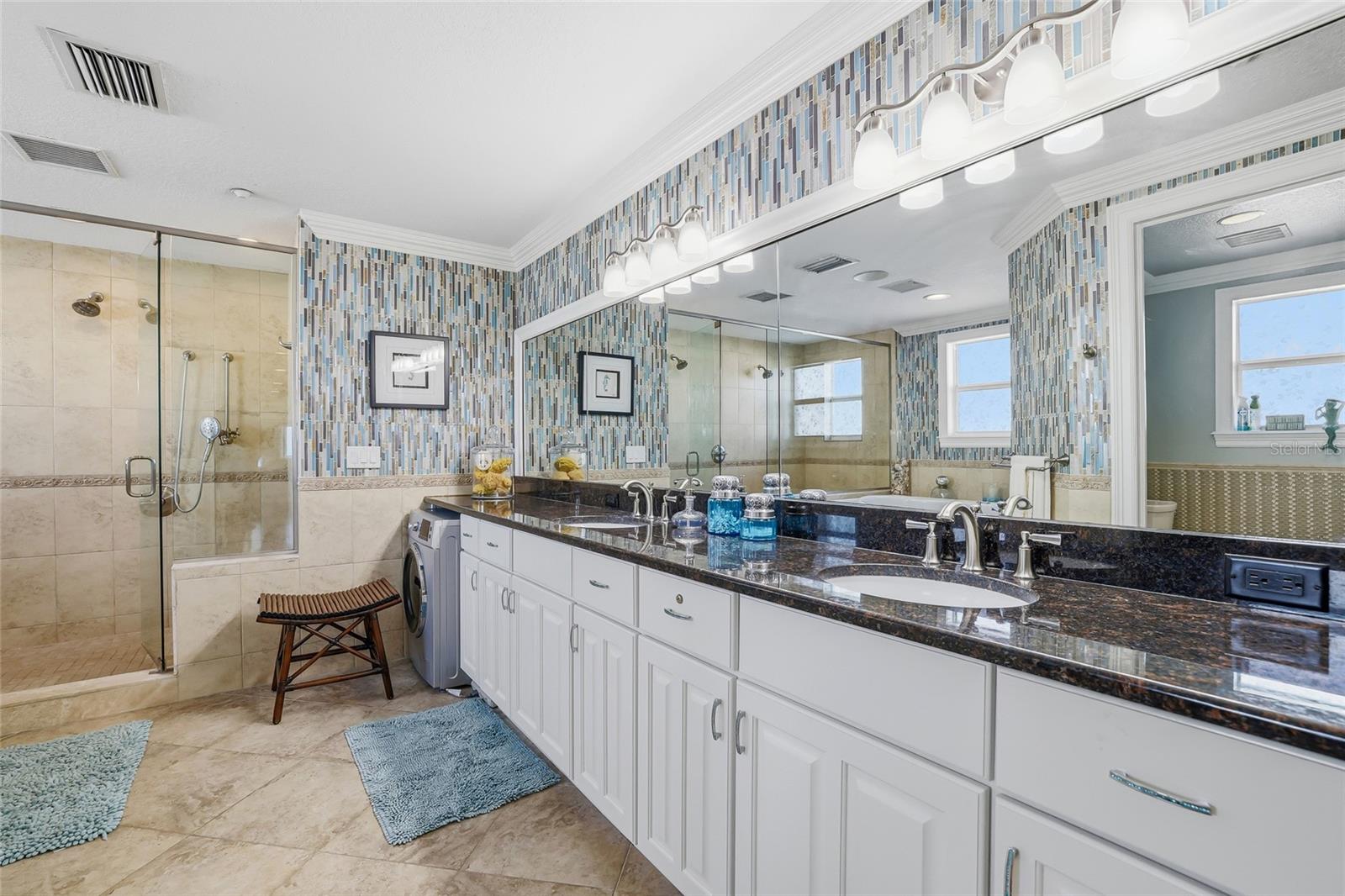 Image 44 of 82 For 19730 Gulf Boulevard 4