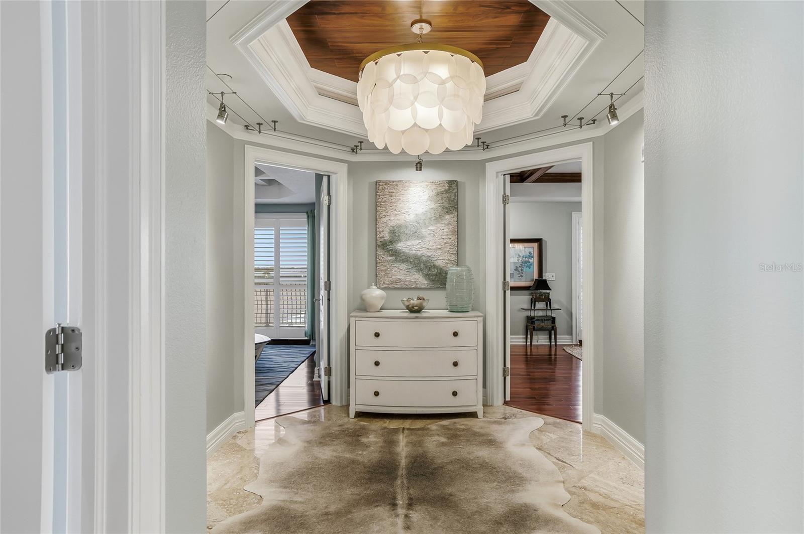 Image 51 of 82 For 19730 Gulf Boulevard 4