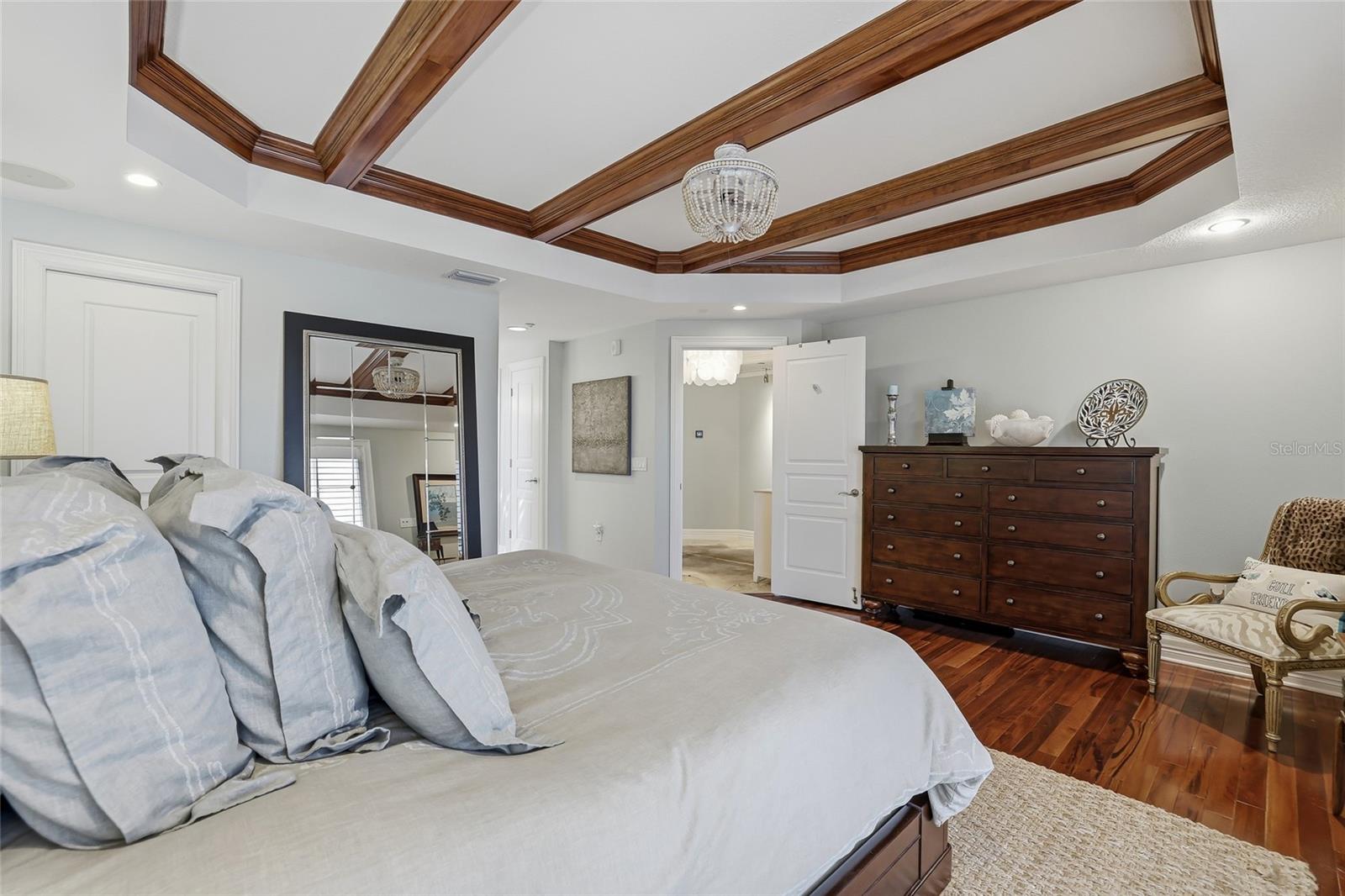 Image 53 of 82 For 19730 Gulf Boulevard 4