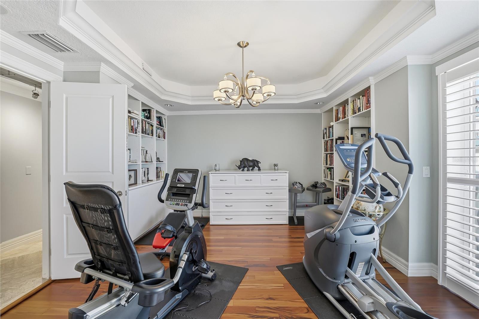 Image 61 of 82 For 19730 Gulf Boulevard 4