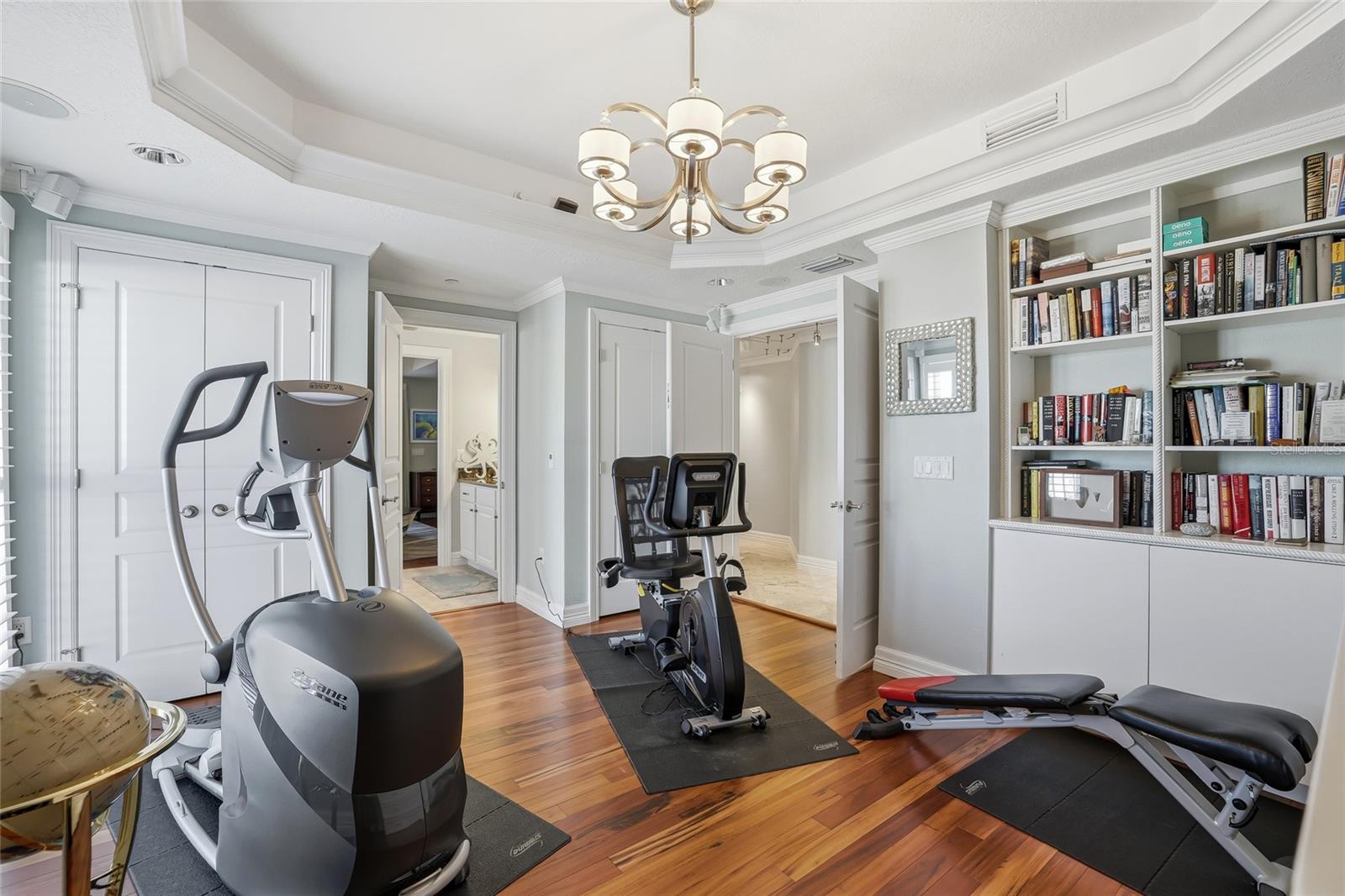 Image 62 of 82 For 19730 Gulf Boulevard 4