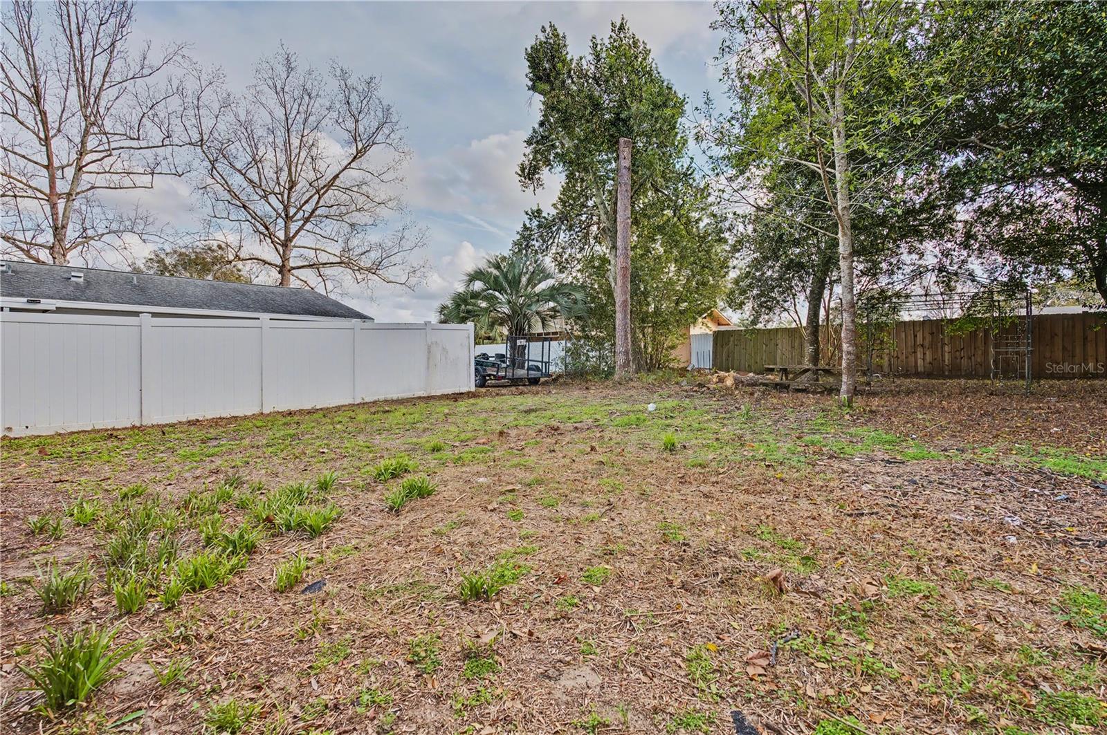 Image 16 of 20 For 21528 Honeysuckle Street