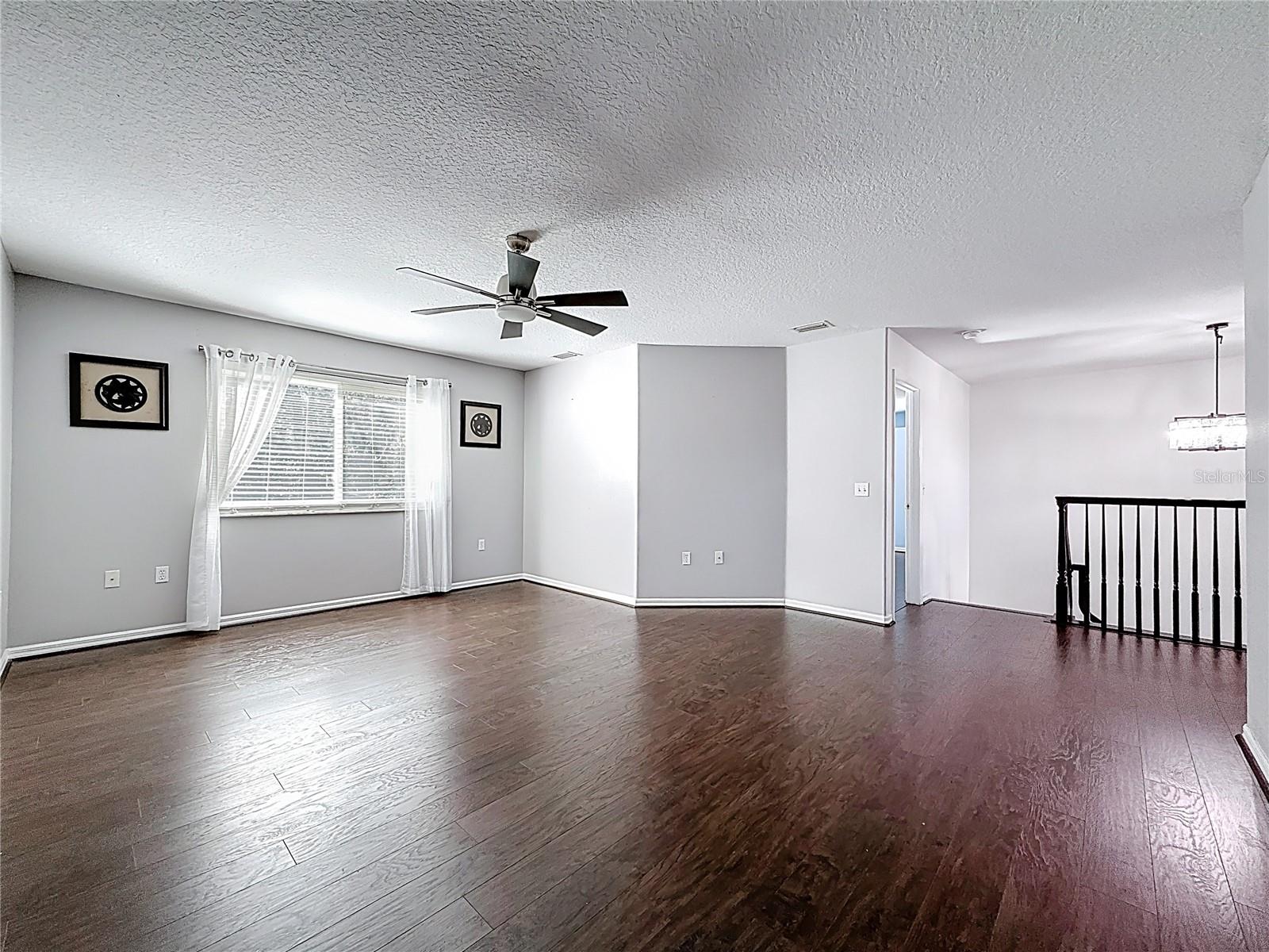 Image 31 of 100 For 380 Rosalind Lane