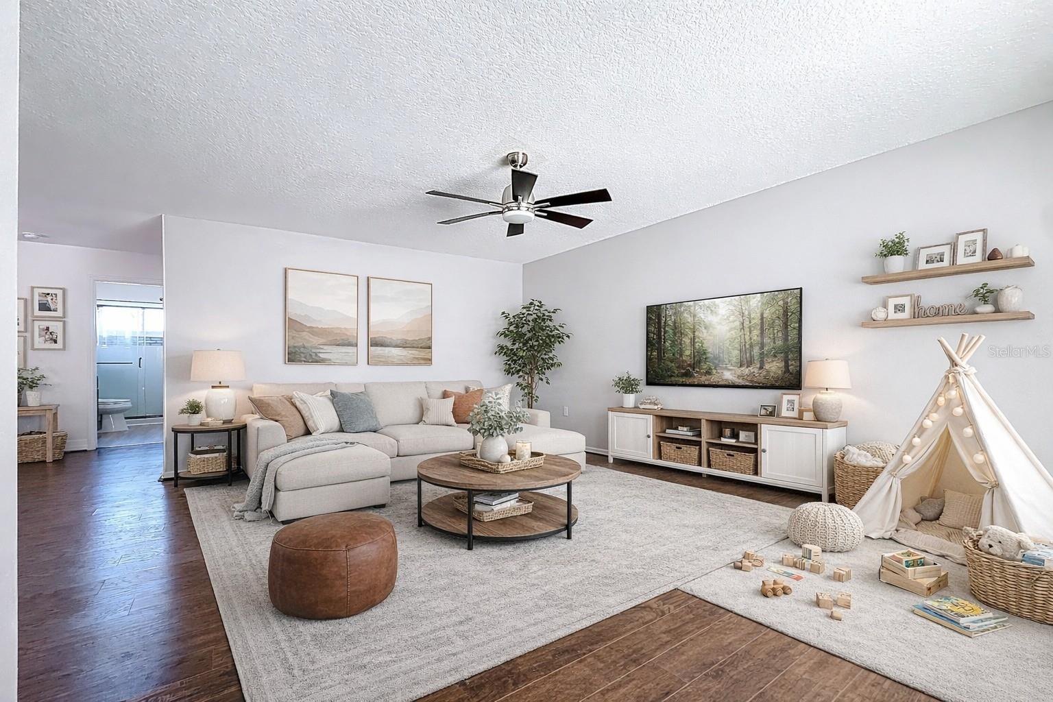 Image 33 of 100 For 380 Rosalind Lane