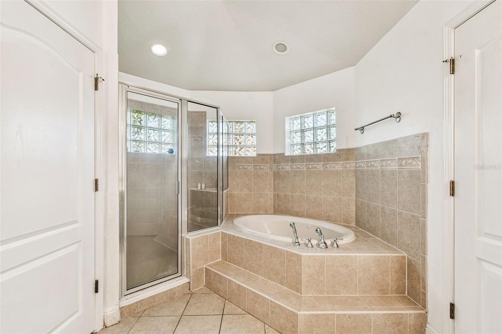 Image 44 of 86 For 26848 Shoregrass Drive