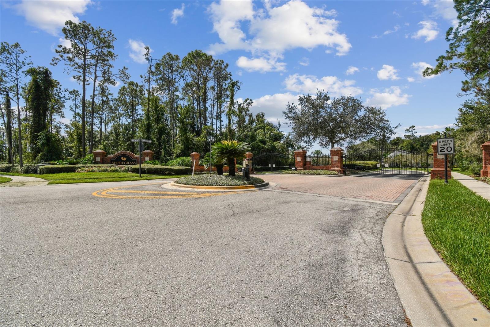 Image 79 of 86 For 26848 Shoregrass Drive