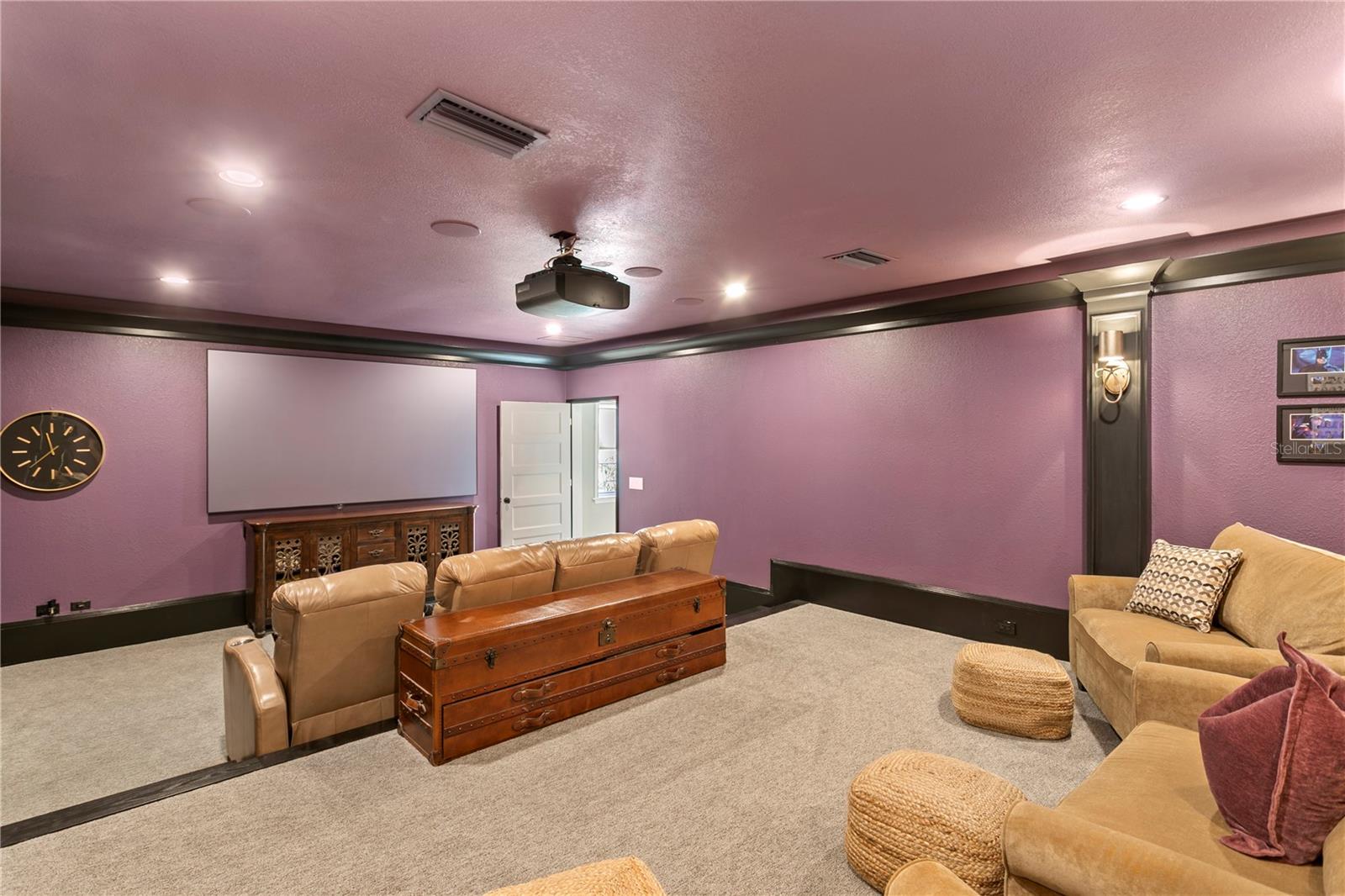 Image 26 of 79 For 1237 Brightwaters Boulevard Ne