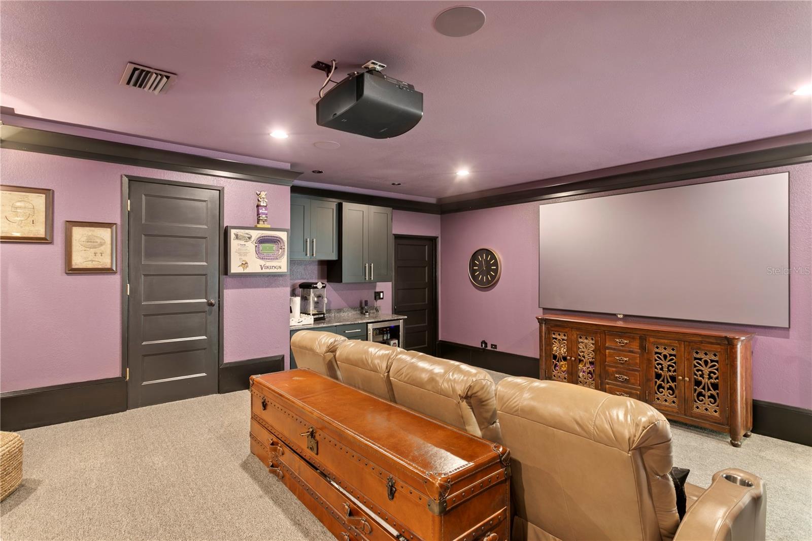 Image 28 of 79 For 1237 Brightwaters Boulevard Ne