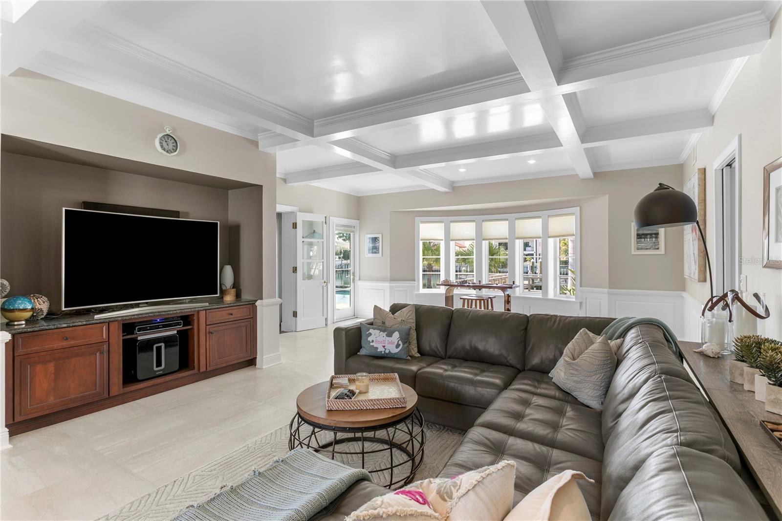 Image 29 of 79 For 1237 Brightwaters Boulevard Ne