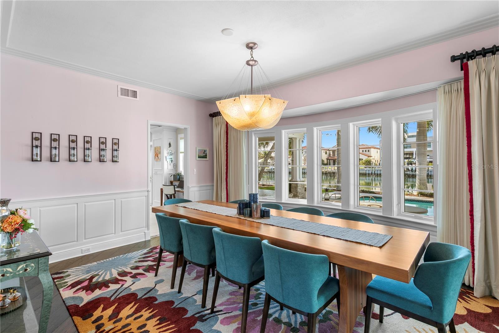 Image 35 of 79 For 1237 Brightwaters Boulevard Ne