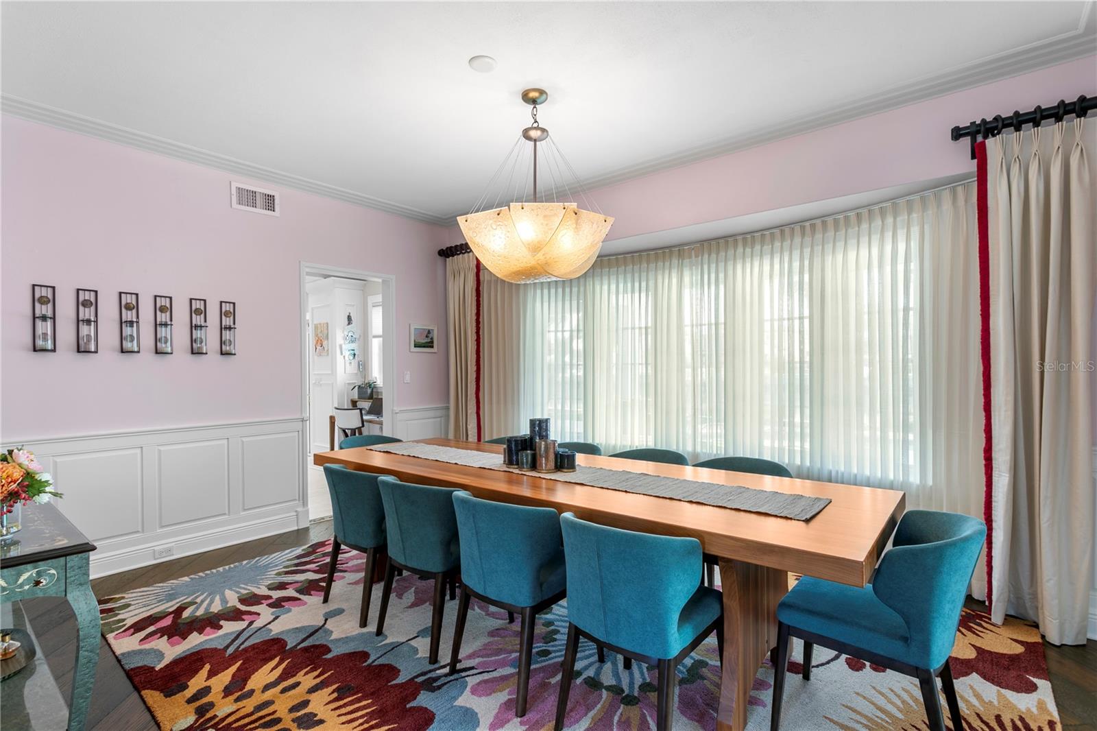 Image 36 of 79 For 1237 Brightwaters Boulevard Ne