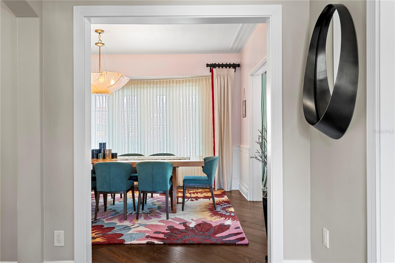 Image 38 of 79 For 1237 Brightwaters Boulevard Ne