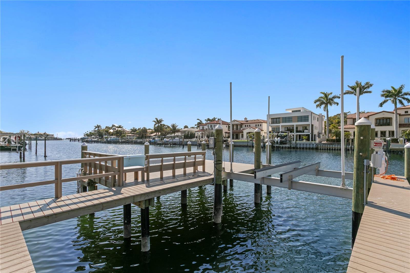 Image 6 of 79 For 1237 Brightwaters Boulevard Ne