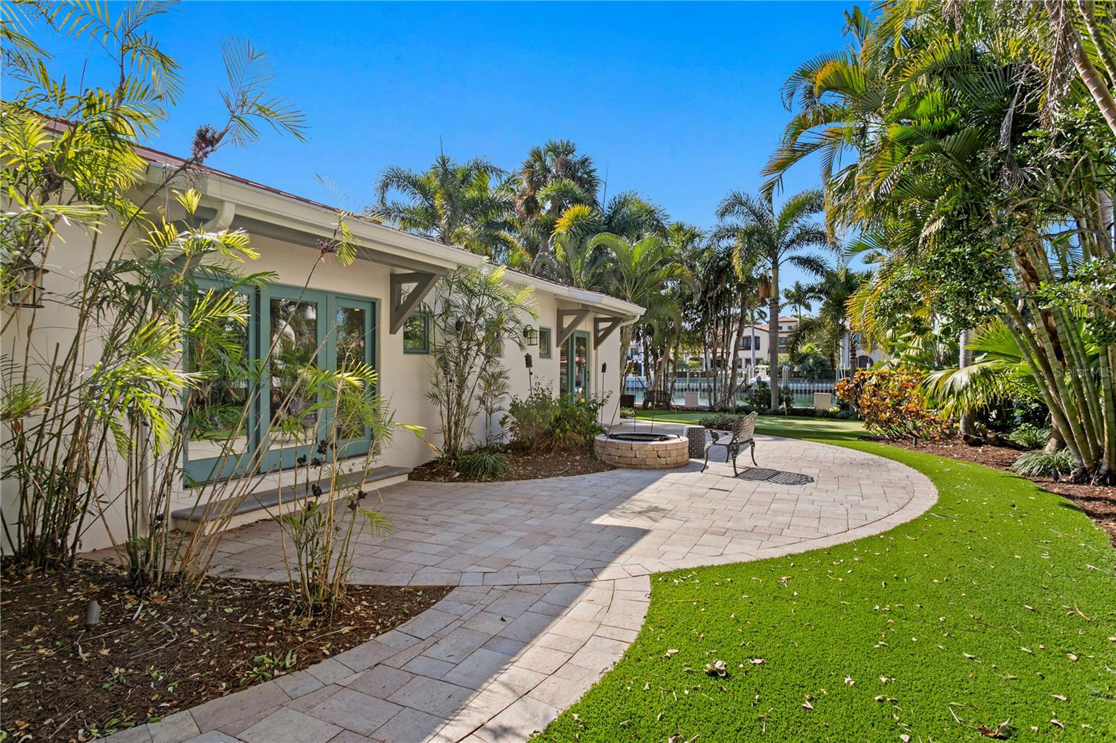 Image 69 of 79 For 1237 Brightwaters Boulevard Ne