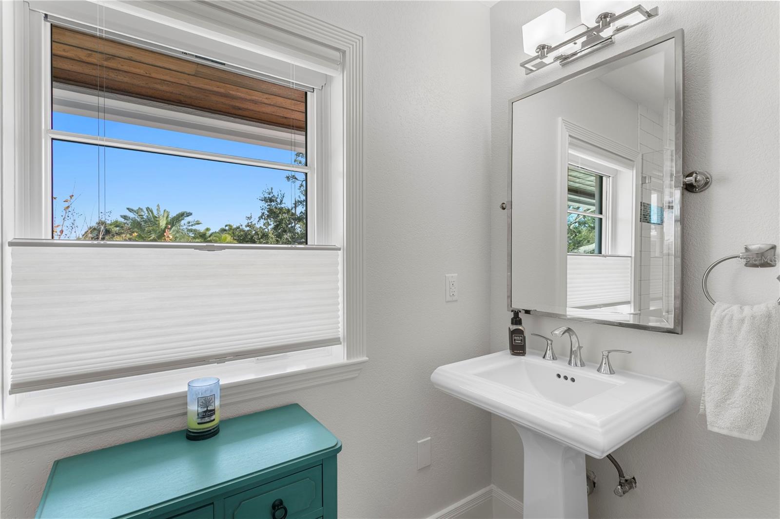 Image 72 of 79 For 1237 Brightwaters Boulevard Ne