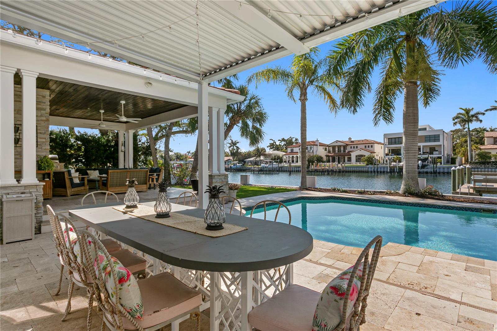 Image 8 of 79 For 1237 Brightwaters Boulevard Ne