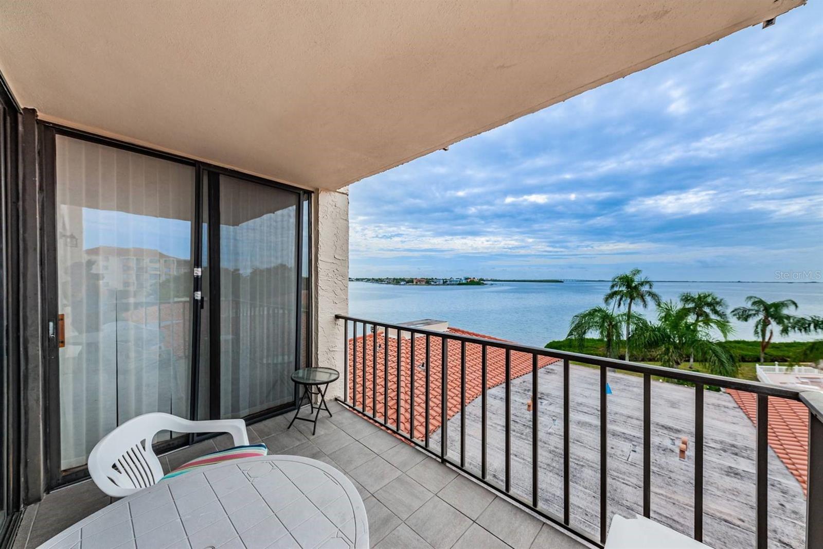 Image 10 of 18 For 6218 Palma Del Mar Boulevard S 401