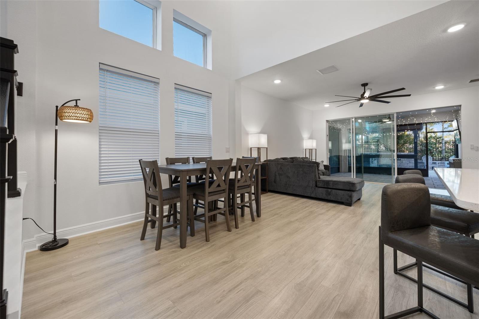 Image 11 of 49 For 5617 Del Coronado Drive