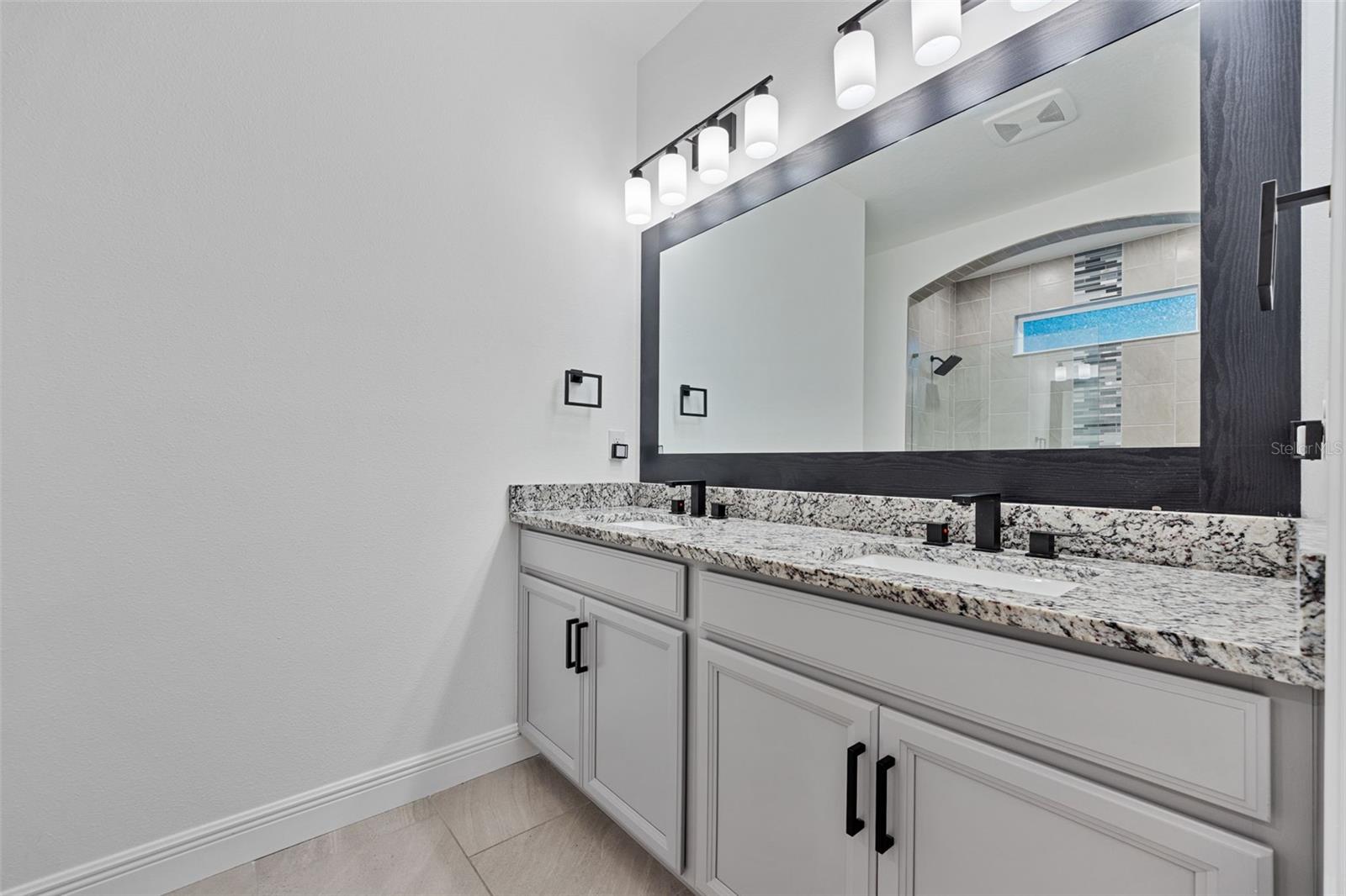 Image 24 of 49 For 5617 Del Coronado Drive
