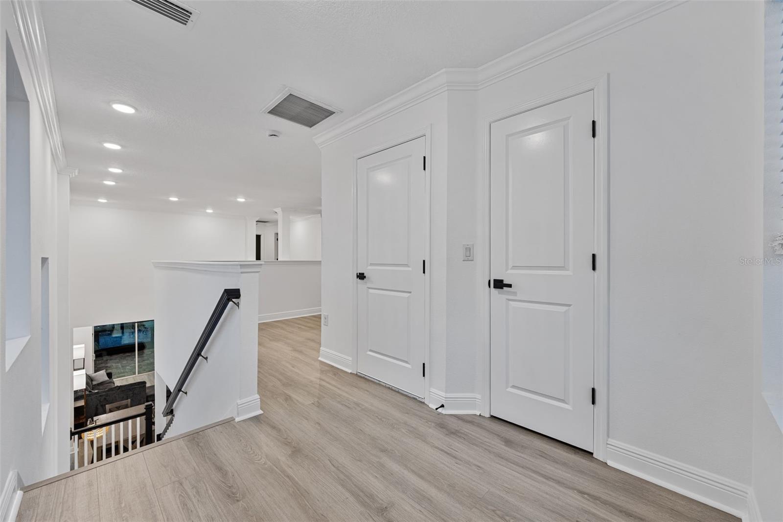 Image 34 of 49 For 5617 Del Coronado Drive