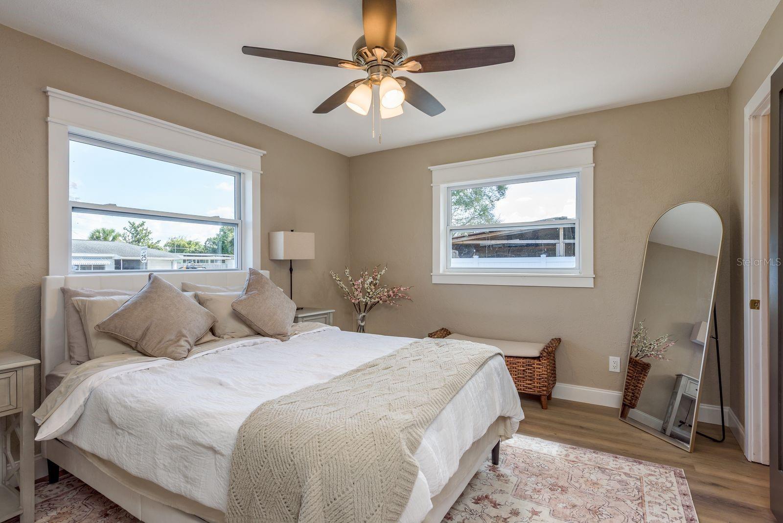 Image 18 of 35 For 6160 22nd Avenue N