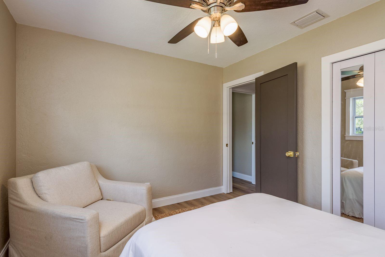 Image 25 of 35 For 6160 22nd Avenue N