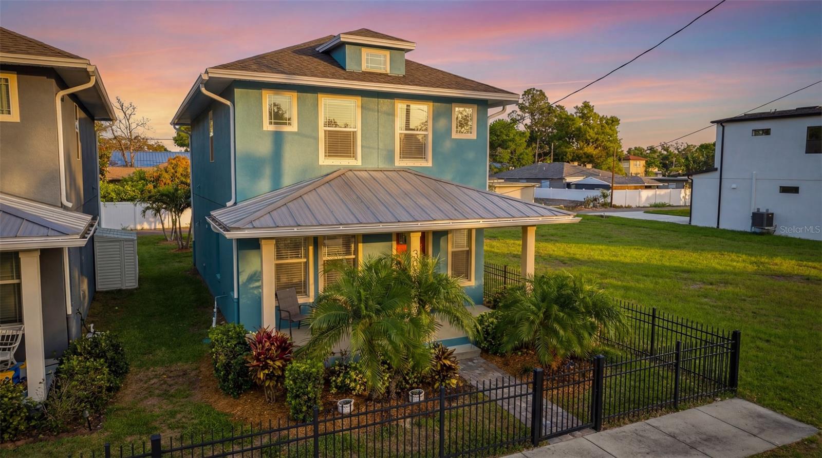 Image 2 of 44 For 3023 Spruce Street