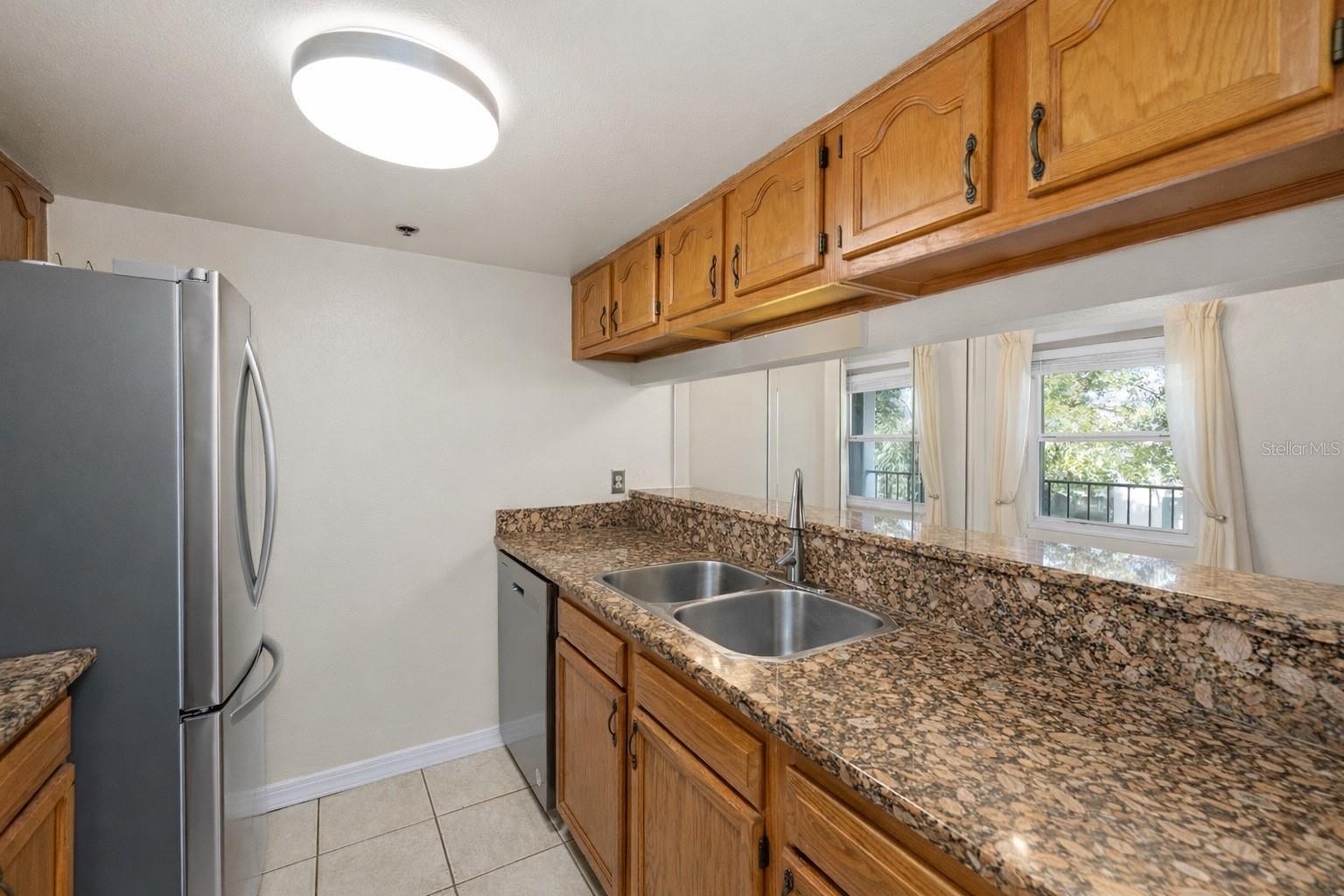 Image 5 of 23 For 7240 Bank Drive 204