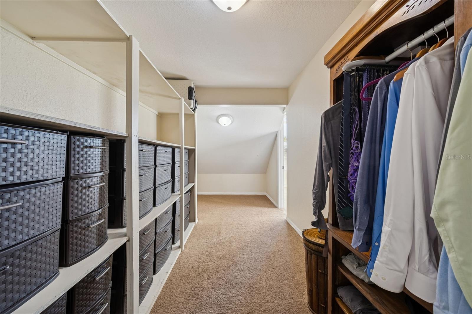 Image 43 of 62 For 2786 Countryside Boulevard 2