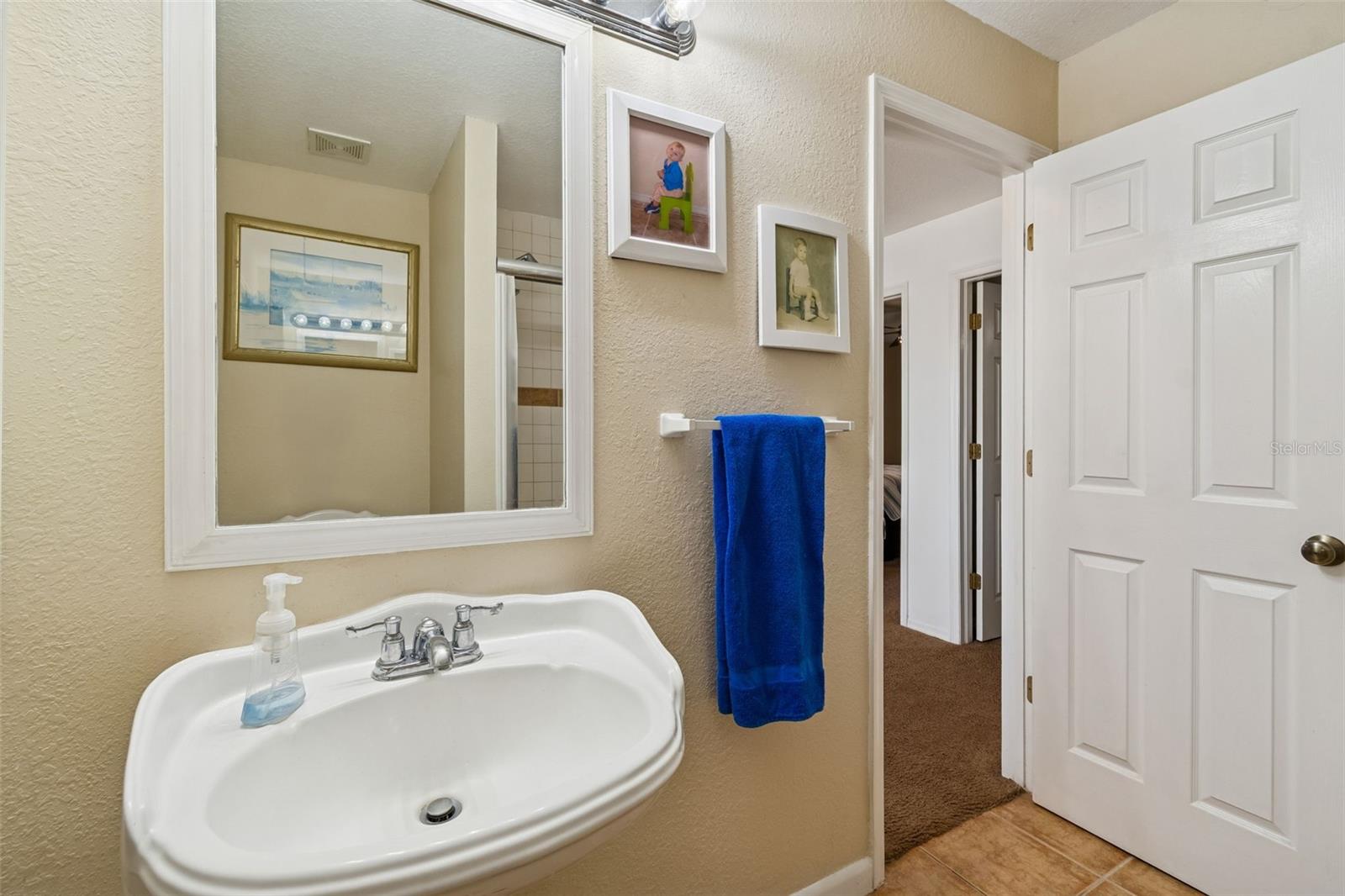 Image 45 of 62 For 2786 Countryside Boulevard 2